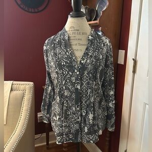 Ruby Rd. Monochrome Floral Tunic